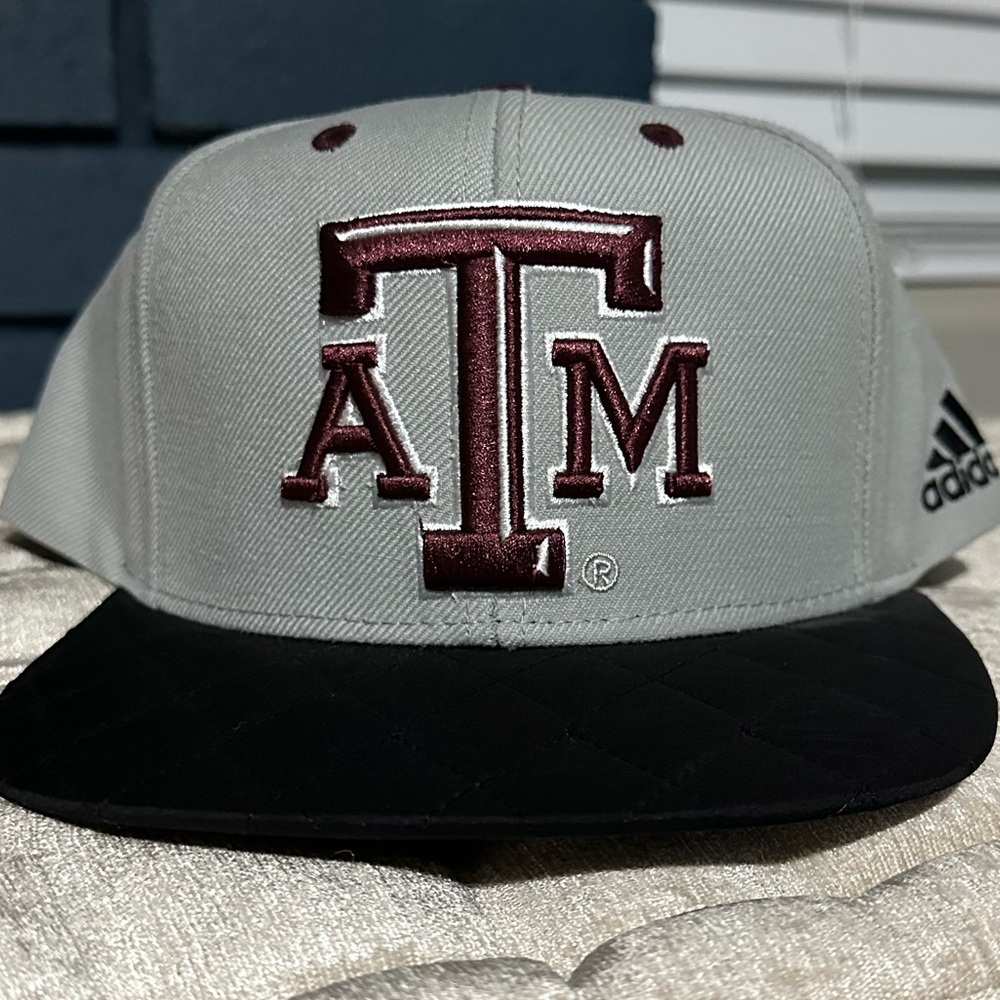 Like New Adidas Texas A&M Snap Back